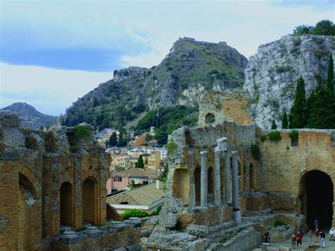 visiting taormina sicily